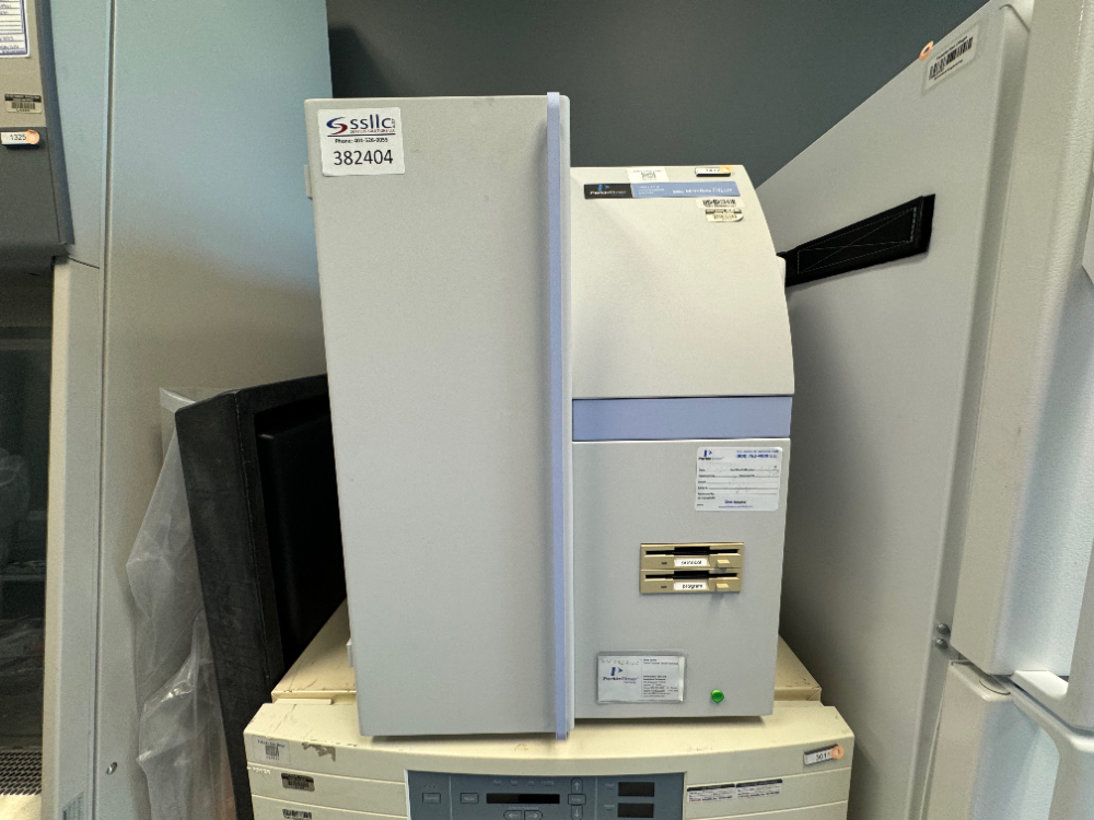 Image of PerkinElmer MicroBeta TriLux 1450 LSC & Luminescence Counter
